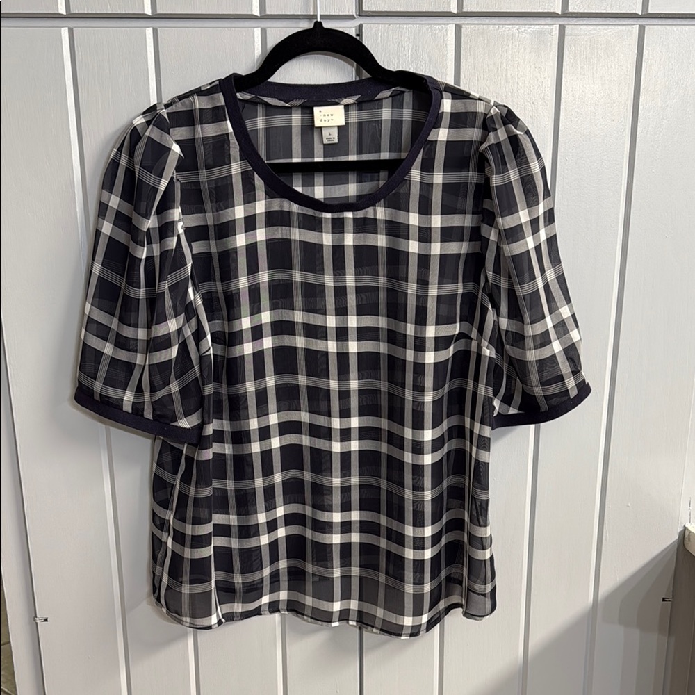 A New Day Black and White Boxy Short Sleeve Blouse